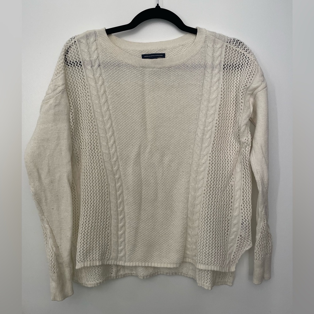 American Eagle Cable Knit Sweater in Cream Size XS
